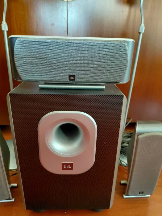 Sistema Home Cinema 5.1 JBL SCS 300.5 - Excelente Estado