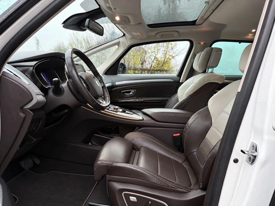 Renault Espace Renault Espace Initiale Paris | 2.0 D | 4Control | 7 osob  |  VAT 23 %