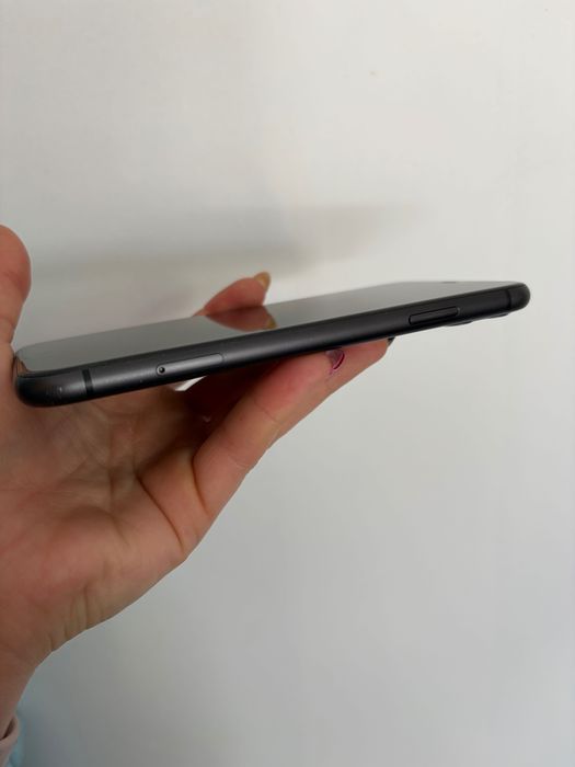 iPhone 11 64GB Preto — Muito Estimado + Extras