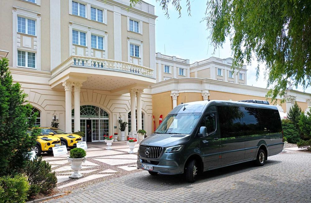 Wynajem busów z kierowcą Katowice, BUS, Przewozy osób, Autobusy