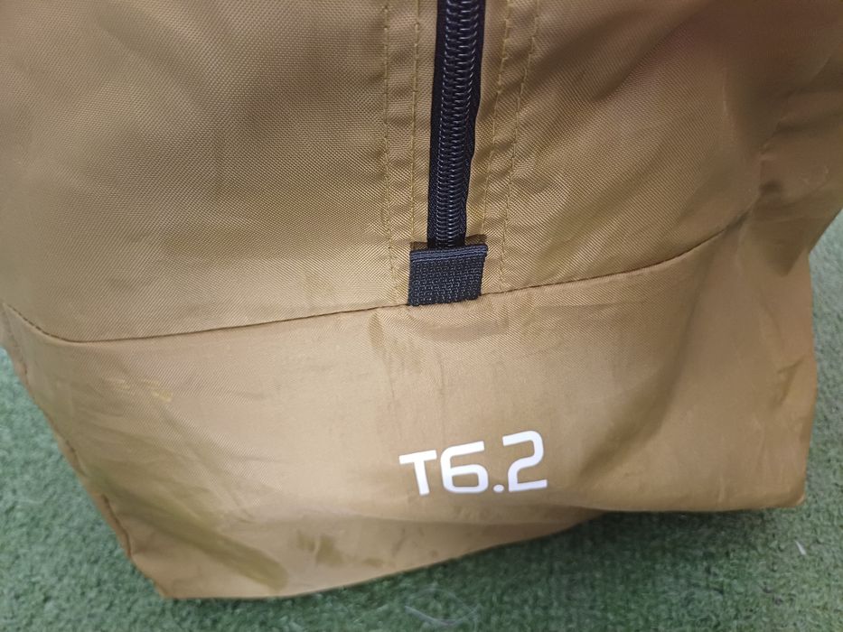 Tenda campismo Quechua T6.2  ( 2 quartos)