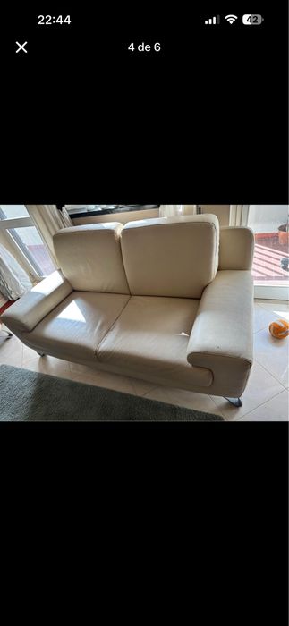 Two-Seater Sofas445166321193472001