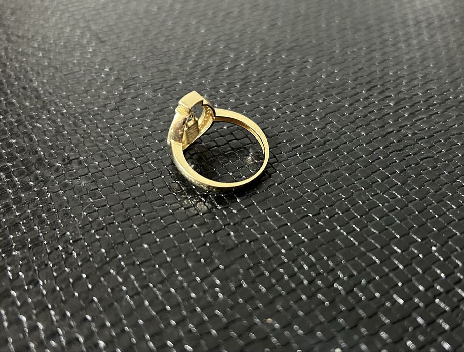 Złoty pierscionek rozmiar 17 zloto 585