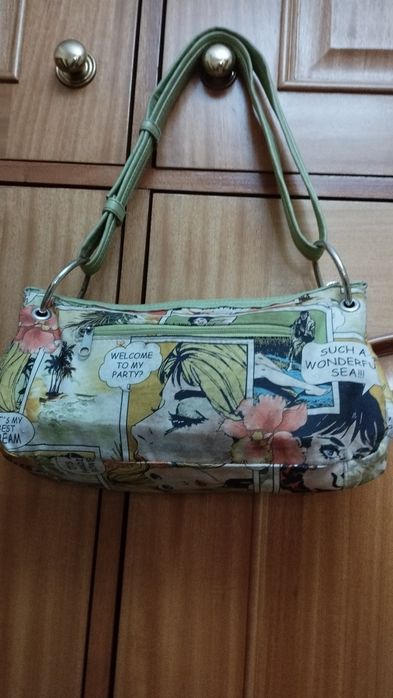 Bolsa com motivos da banda desenhada
