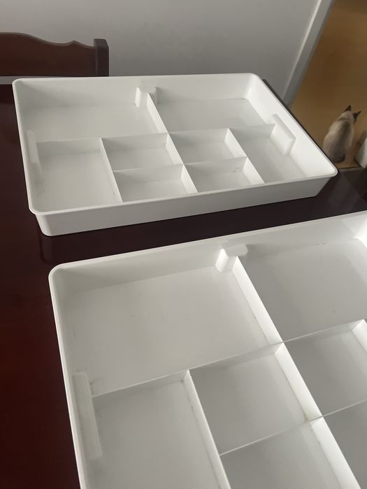 Organizadores brancos
