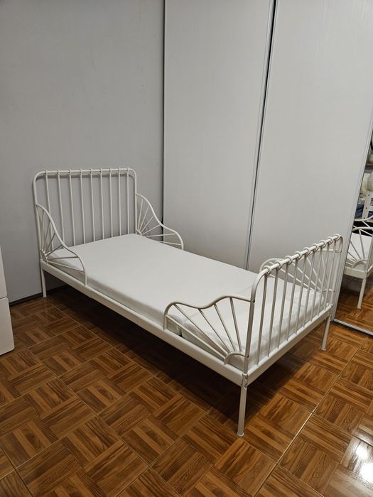 Łóżko dla dzieci Ikea Minnen z materacem