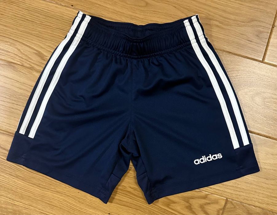 Дитячі темно-сині шорти Adidas Climalite на 7-8 років