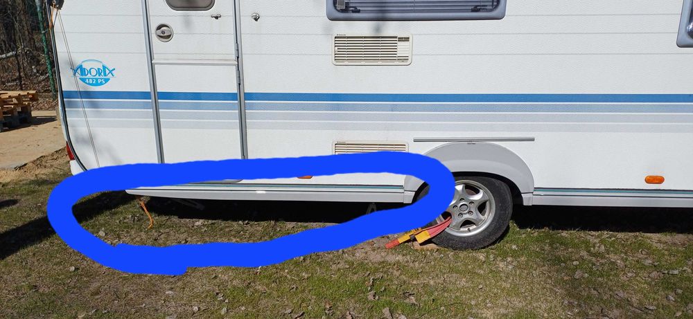 Listwa ozdobna, Adria, lewy przód, prawy tył. Produkt nowy. Oryginalny