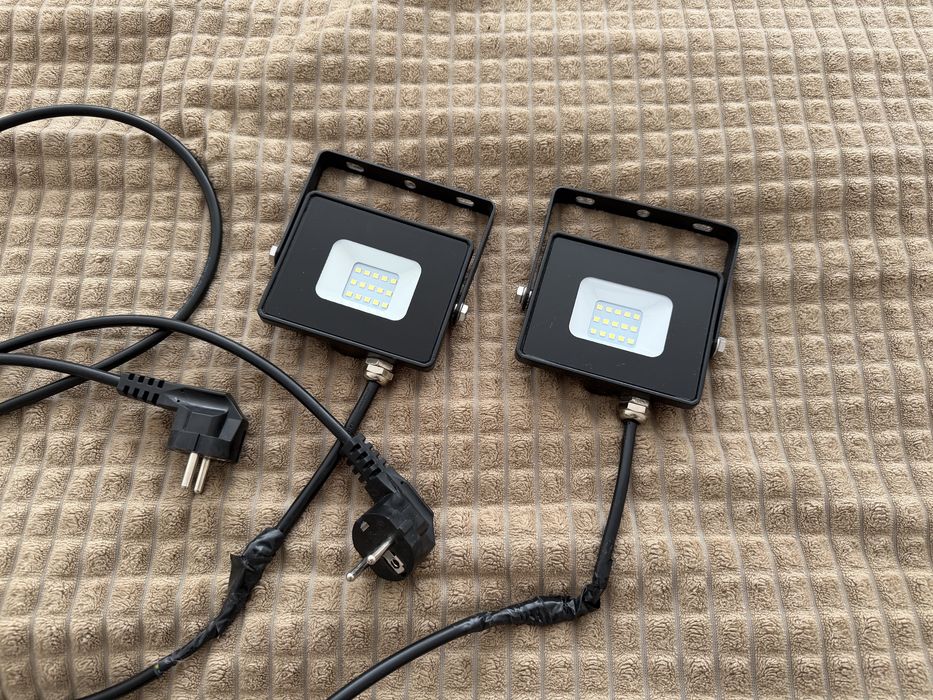 Ліхтар вуличний прожектор лампа 20w (2шт)