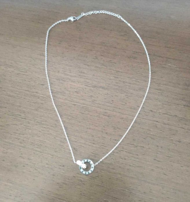 Colar e pulseira em aço