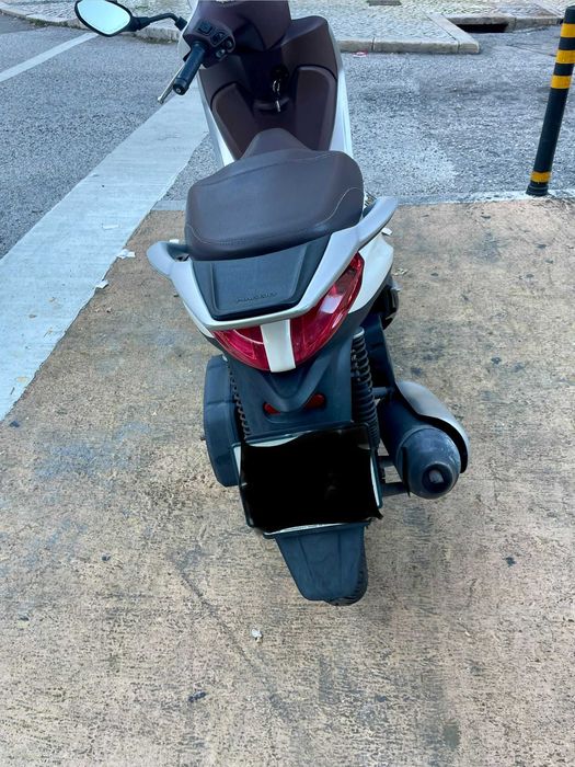 Piaggio Medley 125 – Como Novo – 1900€