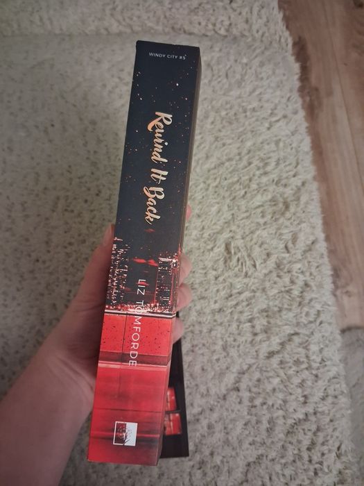 Liz Tomforde Rewind it back