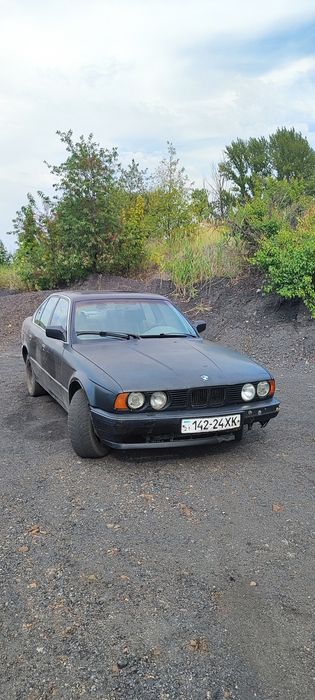 Продам БМВ е34 520i