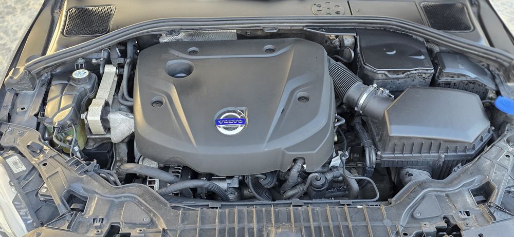 Volvo v60 2.0D 180cv D4 nacional 2014 impecável