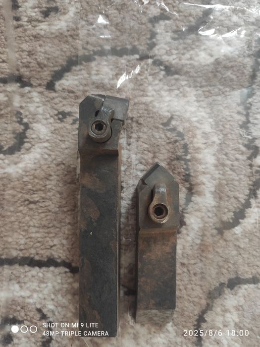 Токарні різці продам