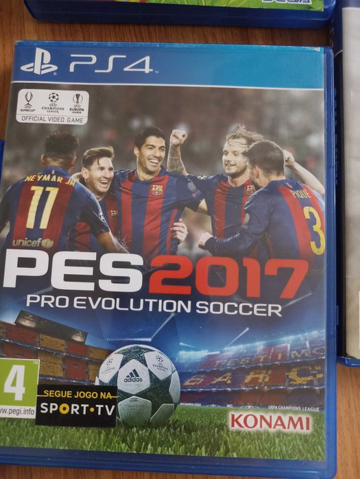 Ps4 com jogos, comandos, headset e carregador de comandos