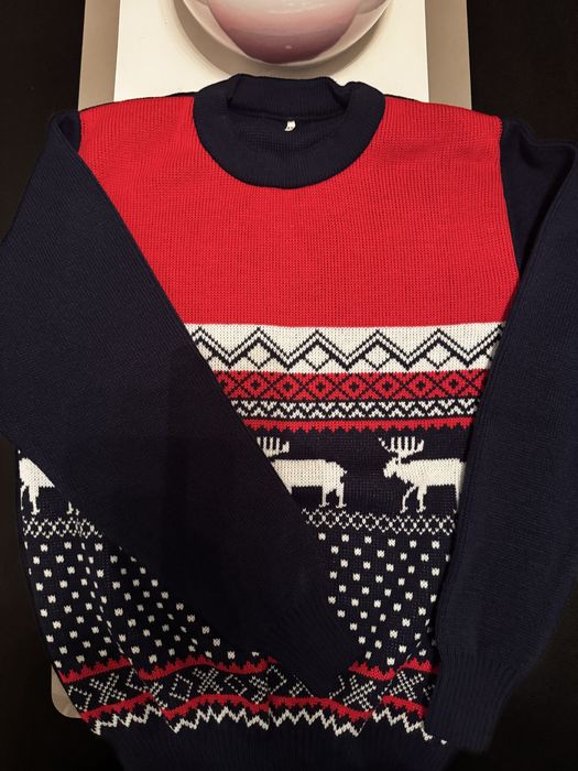 Sweter świąteczny XS. Nowy. Granatowo czerwony.