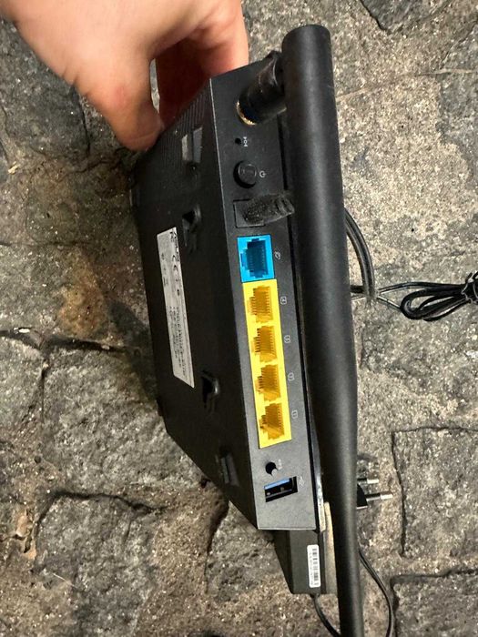 Router Asus wireless N150