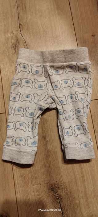 Spodnie niemowlęce 56 F&F w misie