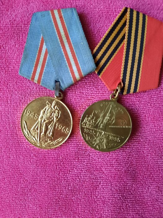 Продам награды в отличном состоянии