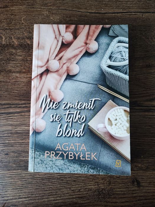 Agata Przybyłek Nie zmienił się tylko blond