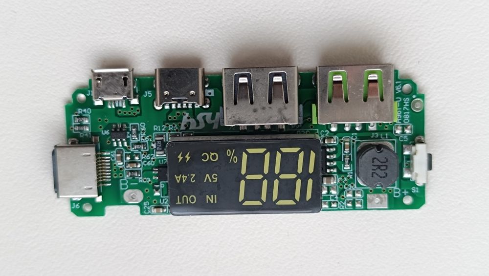 Плата повербанк із LED дисплеєм 2,4A QC модуль Powerbank 18650