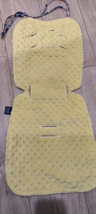 Mata do wózka fotelika rowerowego 
Używana nie uszkodzona