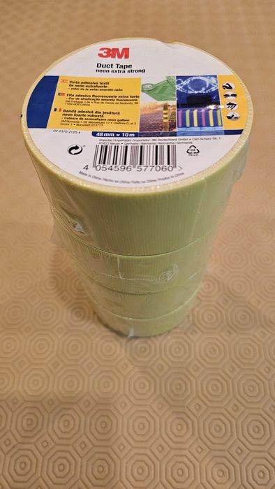 3M Extra-Strong Fluorescent Tape64585403331714124