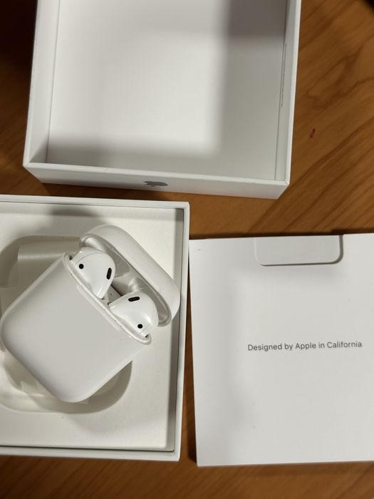 Airpods 2 a2032 оригінал