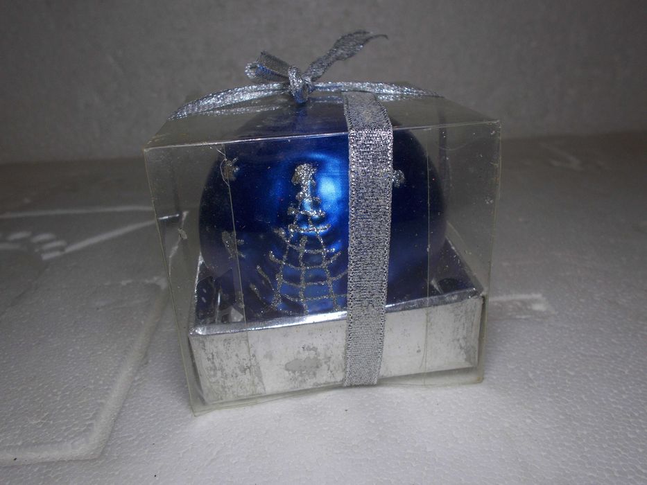 Новогодняя свеча шар с сюрпризом