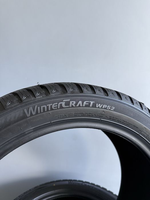 225/45 R18 95V XL Зимові шини Kumho WinterCraft WP52
