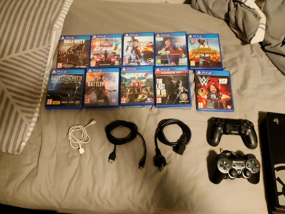 PS4 PRO 1TB star wars skin + Videojogos