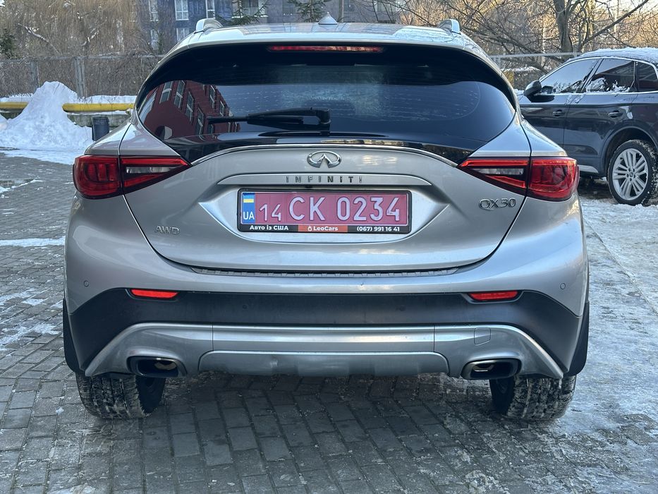 2016 Infiniti qx30 awd 2.0