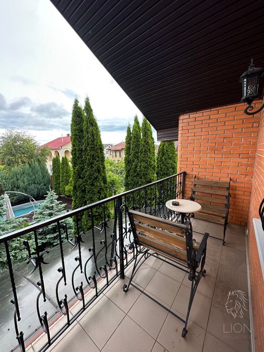 Без % Продаж Будинку 200 кВ.м. Басейн , 14,5 соток. Пухівка