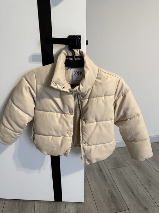 Курточка від Zara , 6-7 років