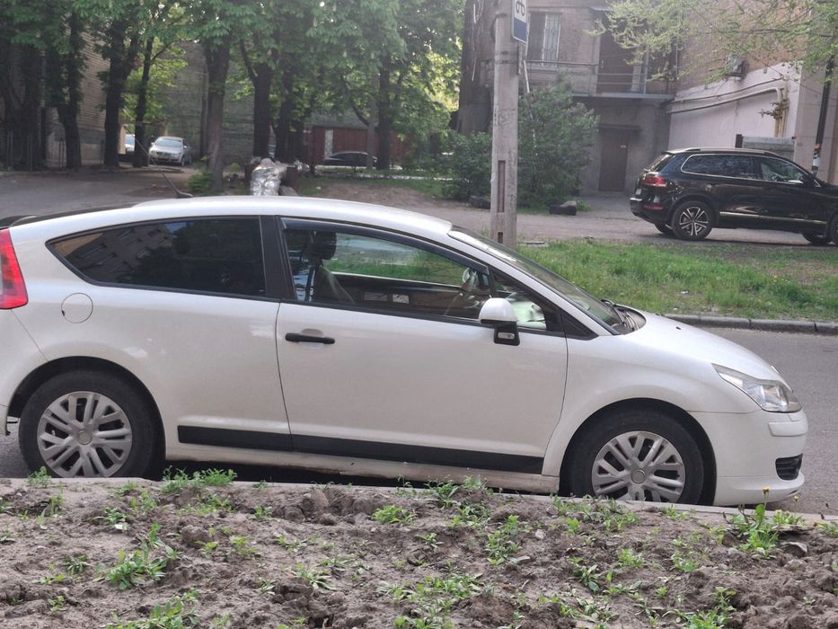Сітроен  С4 економний, продаж
