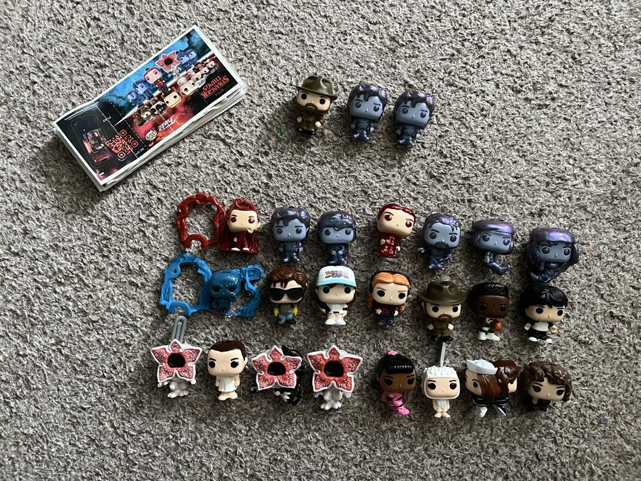 Колекція кіндерів Дивні Дива 22/24 можливий торг