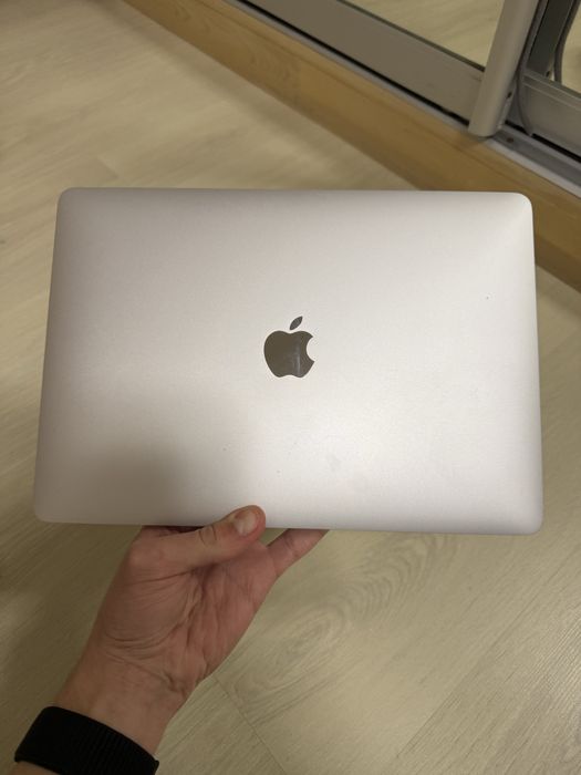 Macbook Air 2019 8 256