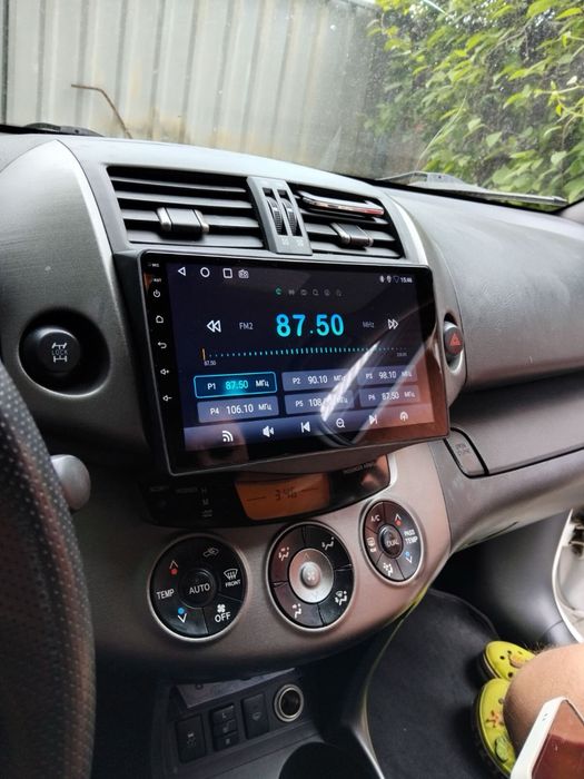 Магнітола на андроїді для Toyota Rav4, автомагнитода 9 та 10 дюймів