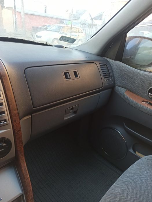 Kia Carnival 2002 рік,2,9 куба