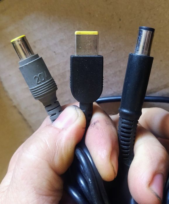 Зарядне Lenovo hp dell укрпошта нова пошта