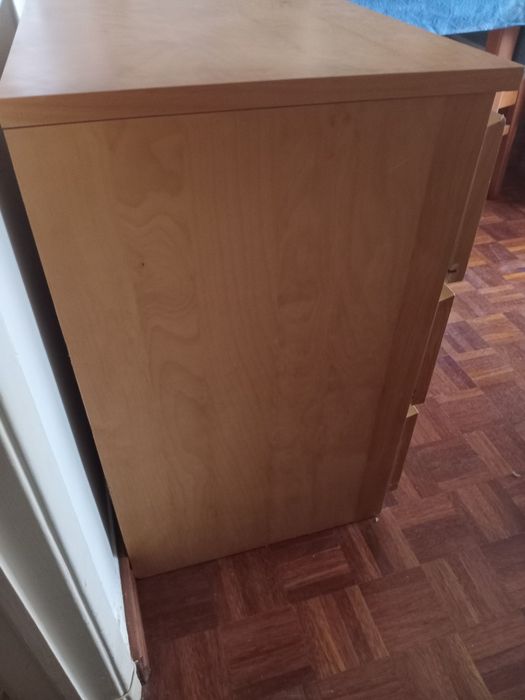 Cómoda Malm Ikea