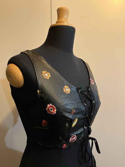 Tenezis top bra outwear M biustonosz nowy