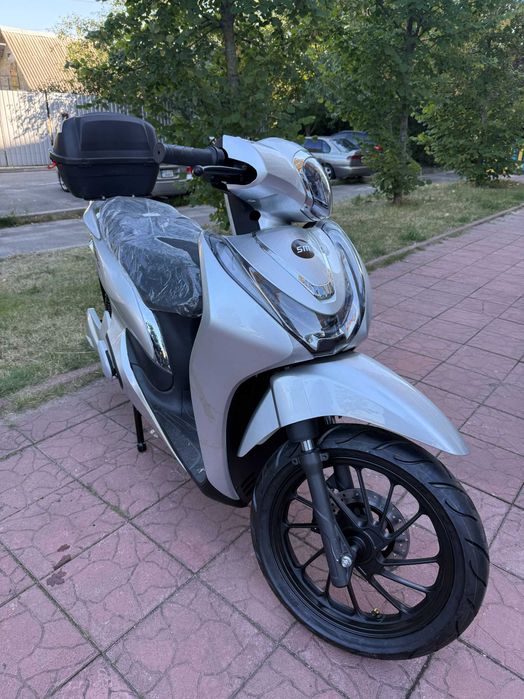 Електроскутер SOKMOTO SH 2999W — 72V 38Ah GRAFEN