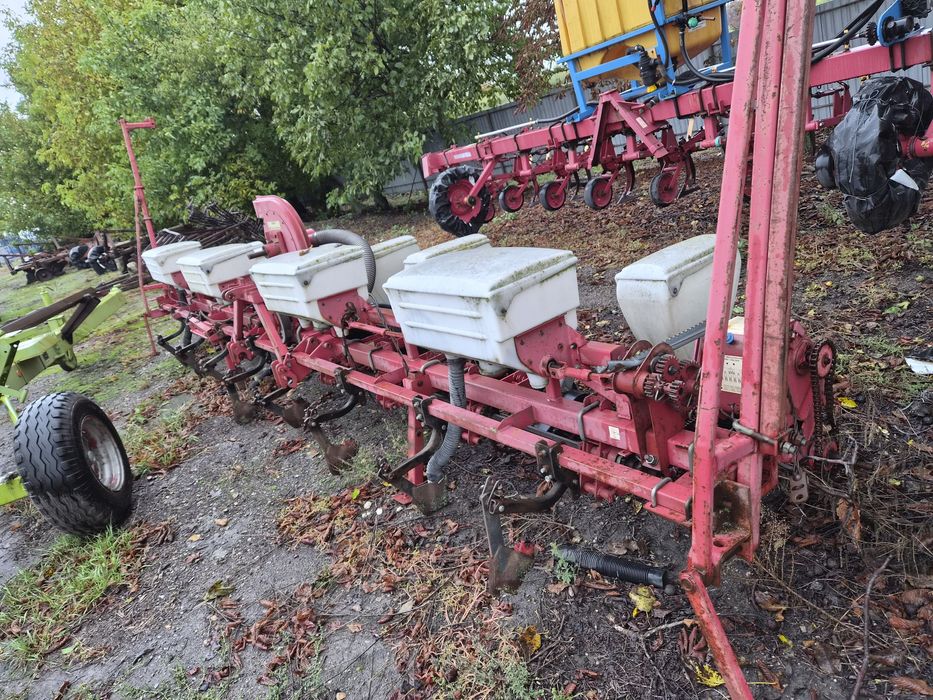 Продам  сівалку упс 8