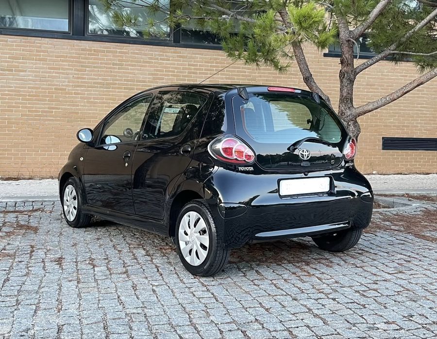 Toyota Aygo 1.0 Vti + AC — photo 3