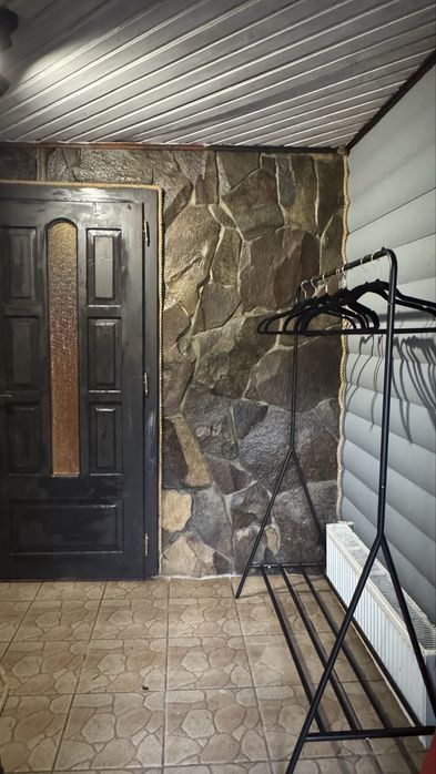 Будинок+ критий басейн + джакузі