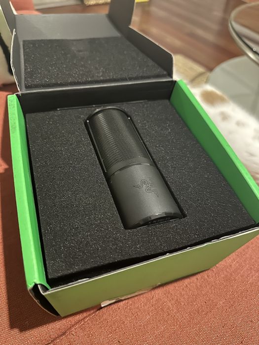 Raizer seiren X condenser streaming microfone