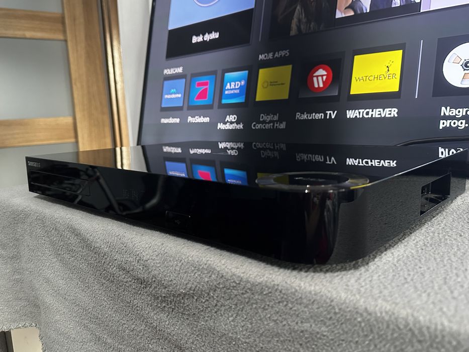 Odtwarzacz Blu-ray 3D Samsung 500GB WiFi Netflix YouTube
