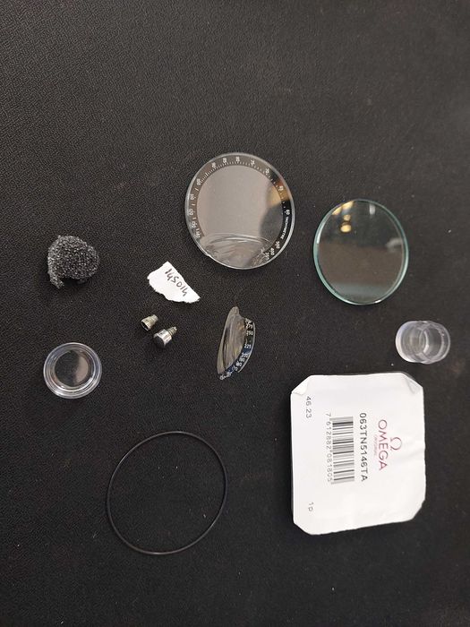 Omega Speedmaster Mark II 145.014 ,Przyciski ,szkiełko, uszczelka